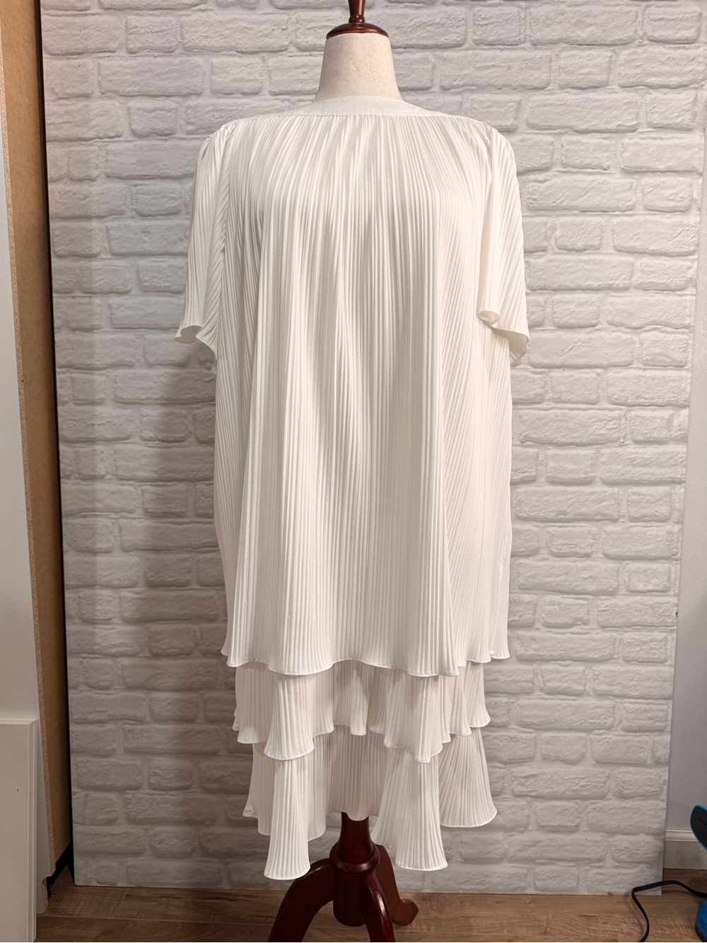 Vintage Risa Ann New York Pleated Tiered Ruffle Midi Dress - Picture 10 of 10